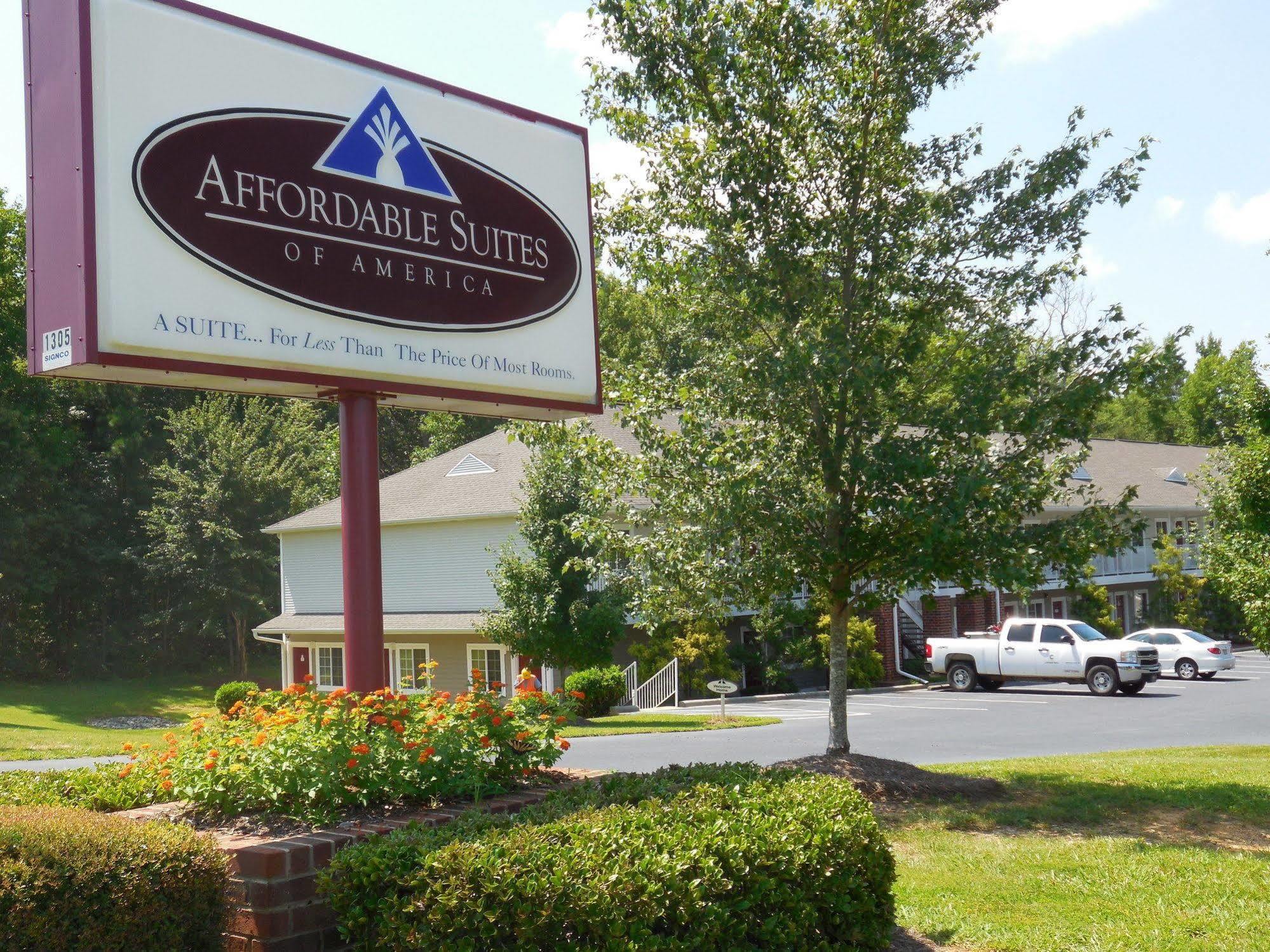 Affordable Suites Salisbury Buitenkant foto